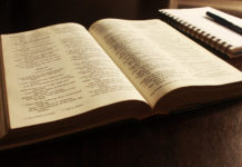 Ngày suy tàn của sách giấy?