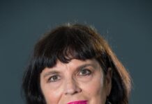 Siêu hư cấu như một trò chơi cấu trúc trong tiểu thuyết Việt Nam đầu thế kỉ XXI